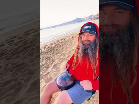 10 Minutes of Relaxing Music at the Beach 🏖️🎵🏝️ #relaxingmusic #beach @NovaPansHandpans