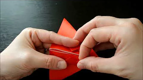 おもしろ折り紙果物立体