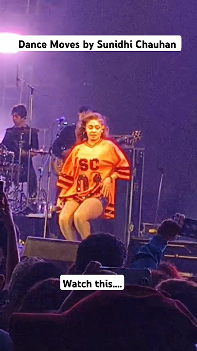 Amazing dance moves by Sunidhi Chauhan#sunidhichauhan #live #performance #shorts #music #dance #song