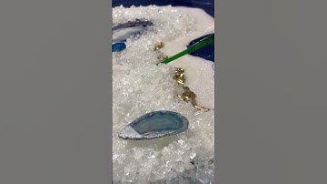 Mix the Perfect Gold for Geode Art | Resin Art Hack | See Description for Products Mentioned