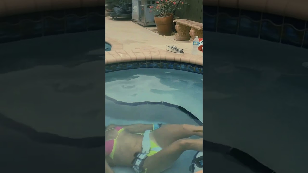 #underwatergirl  #breathhold #apnea