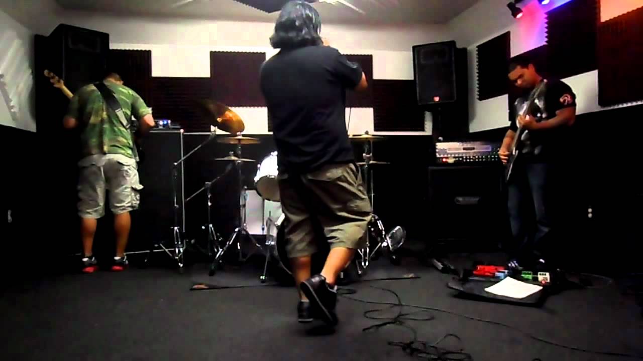 Deeflect - Cycles (e town cover)  first try!