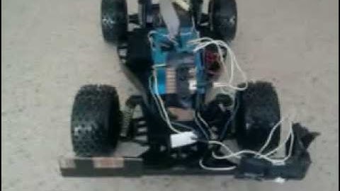 Microprocessor Truck like robot: Autonomous Car obstacle avoidance #1