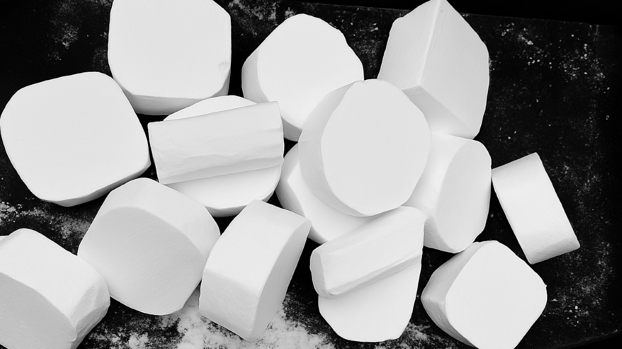 Training for the Chalk Olympics 🏆 (The Blocks Almost Took My Life Pt. 4) | ASMR Gym Chalk Crush 