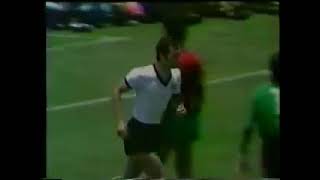 Beckenbauer - Amazing Dribble At The 1970 World Cup