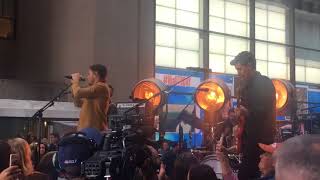 Niall Horan- Slow Hands (Today Show)