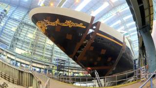 Time lapse of final building block installed on Disney Fantasy cruise ship