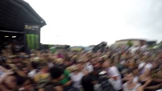 What a Beartooth mosh pit looks like