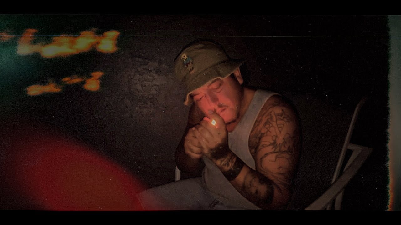 Watch Mortimer Drunk & Smoky Kun - Tregua on YouTube Watch Mortimer Drunk & Smoky Kun - Tregua on YouTube
