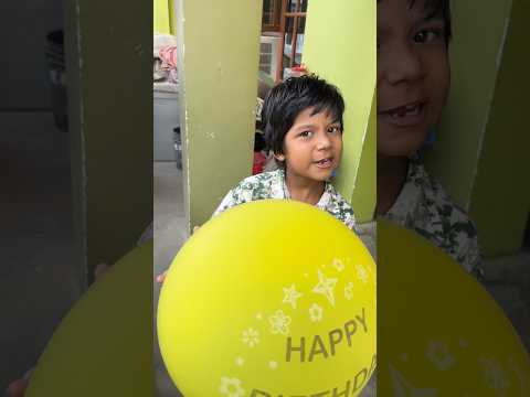 Ayaan babu ne balloon ke sath kya kiya 😝😍 #shorts #familylove #funny #comedy #ytshorts #funnyvideo