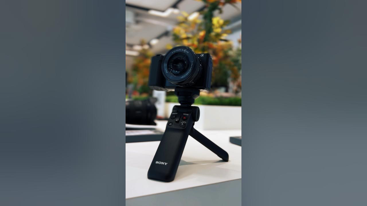 Best Vlogging Mirrorless Camera Under 70000 for Beginners & Students