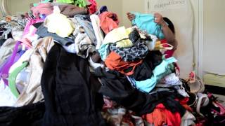 KonMari Method (Clothes): The Life Changing Magic of Tidying Up