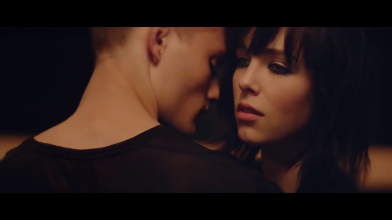 BLACK OPIUM PURE ILLUSION   Yves Saint Laurent   The New Fragrance