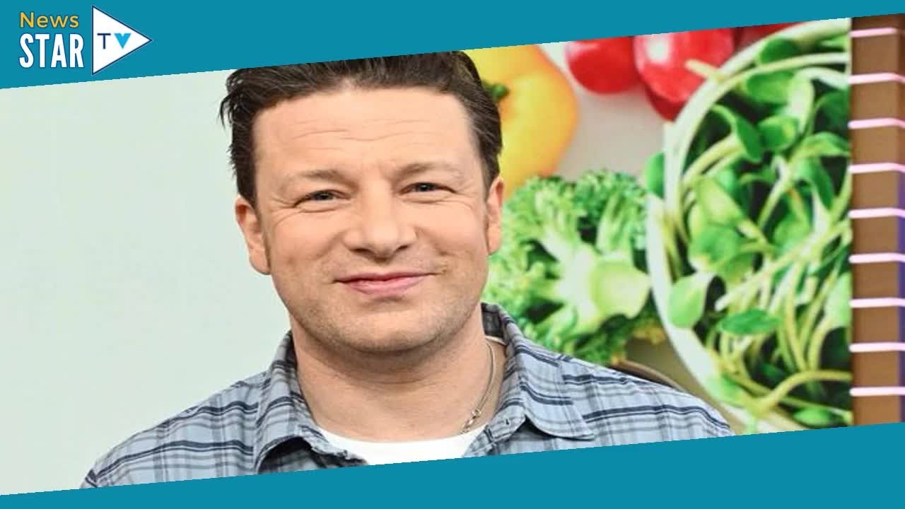 Jamie Oliver's simple one pan lasagne recipe that is 'a joy to make and