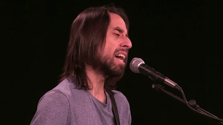 An Acoustic Session with Jon Waterman