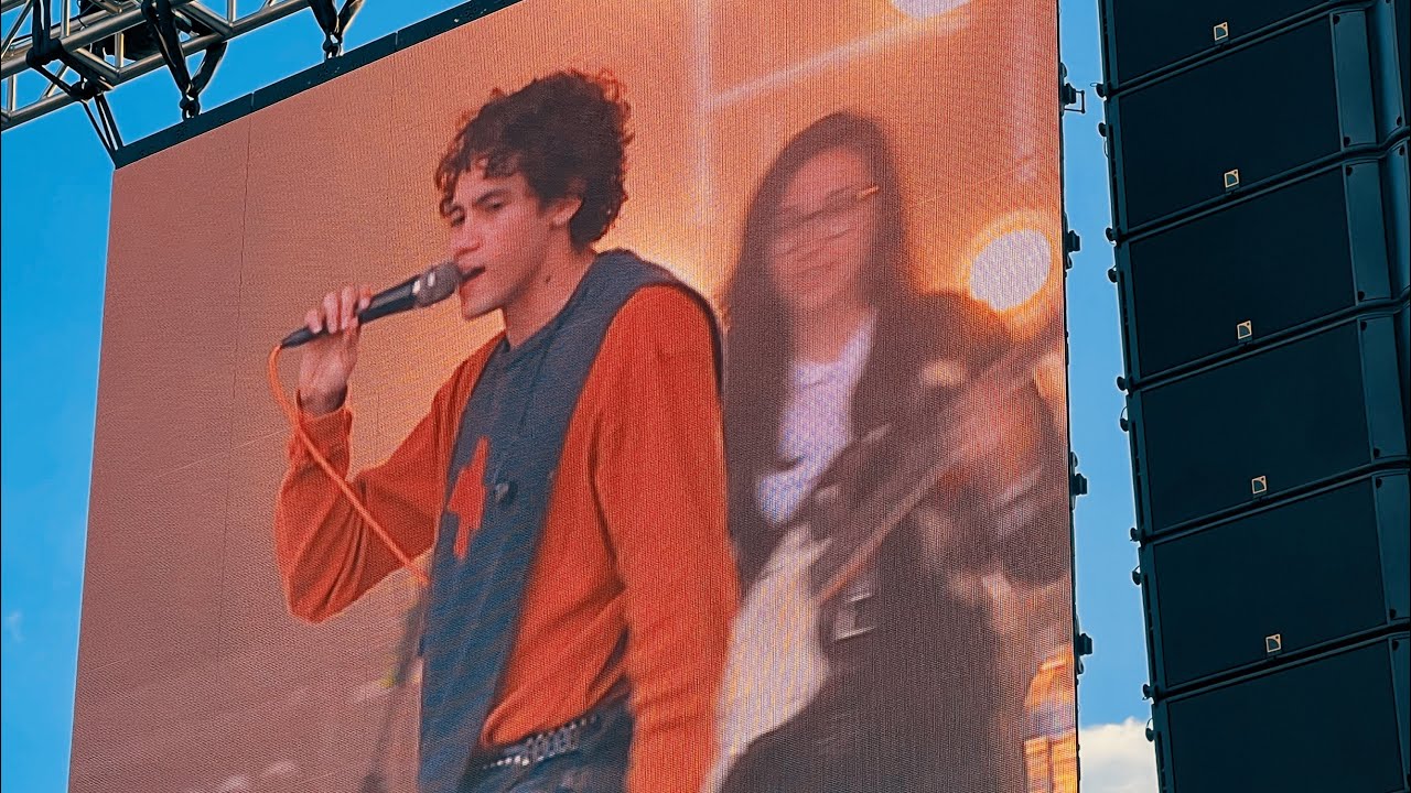 Dominic Fike performance of new song Ant Pile Kilby Court Block 2023