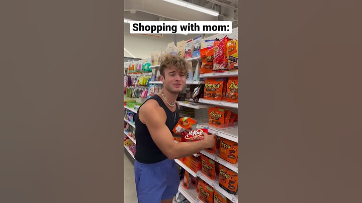 MOM VS DAD SHOPPING 😂 - #shorts