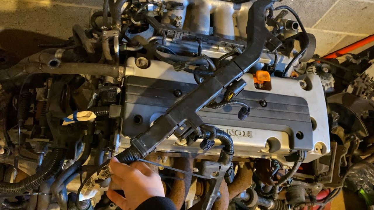 Installing Ep3 Si wiring harness on K20Z3 - YouTube