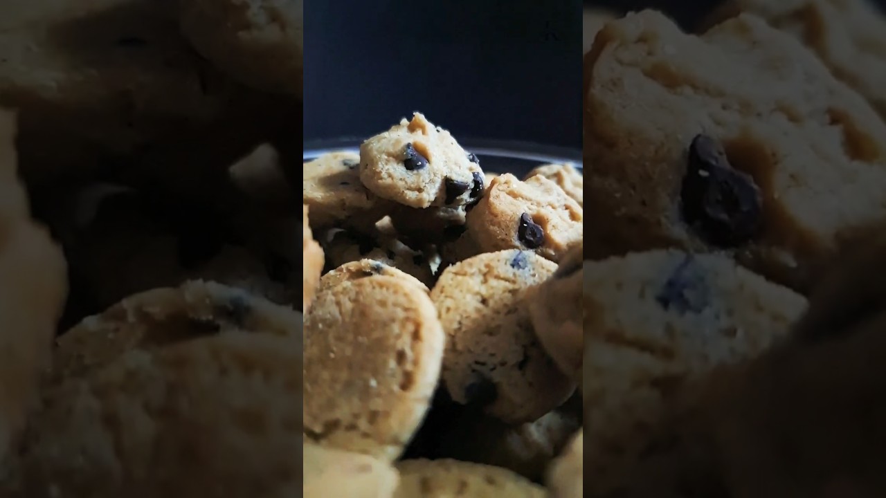 Best Choco chip Bites! Mini Treats, Mega Happiness! #tinytreats  #cookies  #freshbakes  #bakingreels