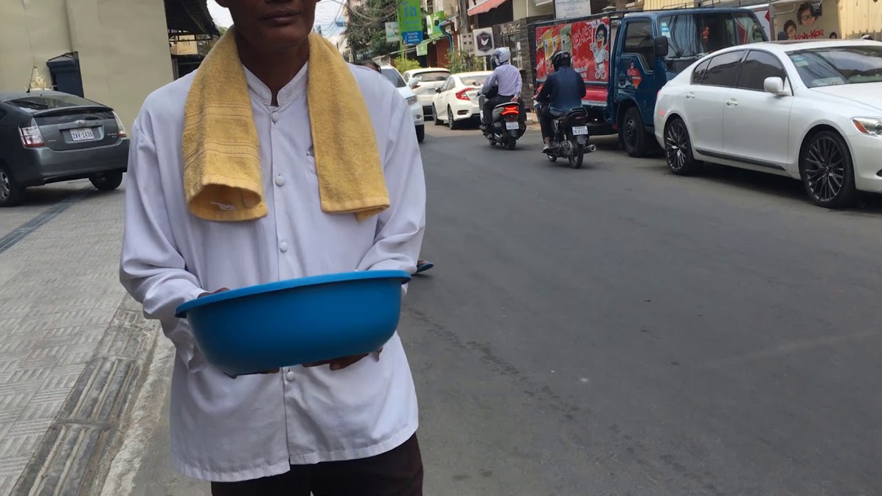 Street-level fundraising in Cambodia