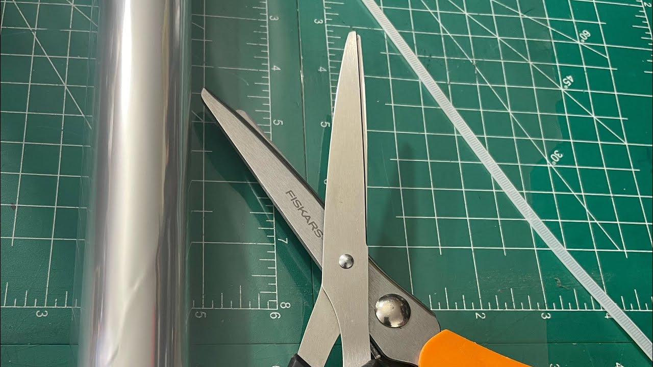 How Wrap A Gift Using Cellophane