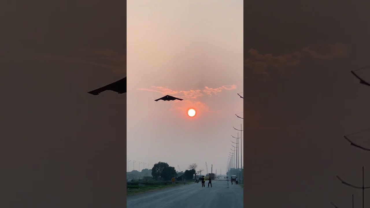 This B2 finally can take off #rcplane #maybaydieukhien #aviation #shorts