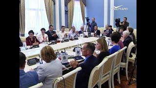 Дмитрий Азаров вручил премии лучшим учёным Самарской области Дмитрий Азаров вручил премии лучшим учёным Самарской области