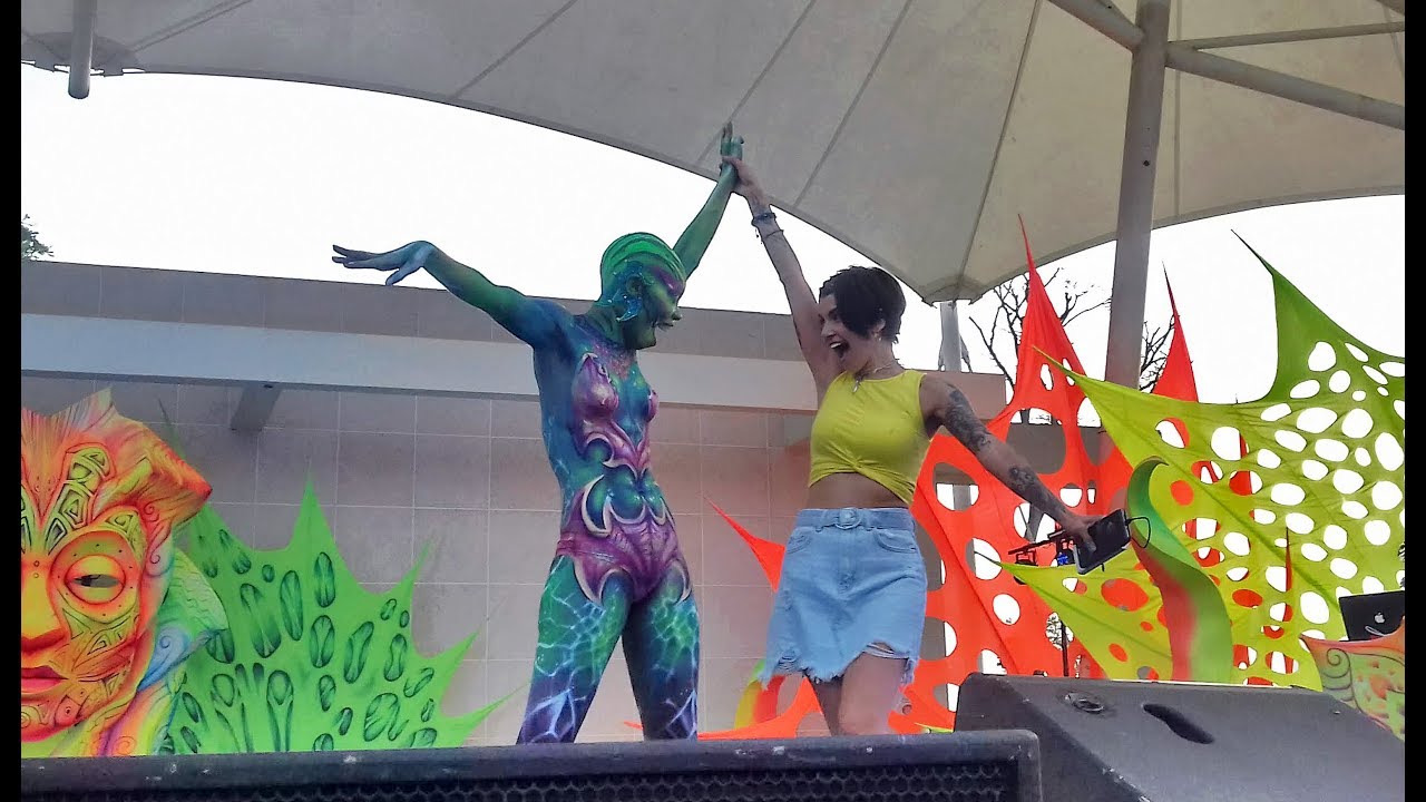 EQUATORIAL GUINEA BODYPAINTING FESTIVAL YouTube