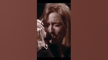 Thumbnail of Glory Box - Portishead (live at Roseland, 1998)