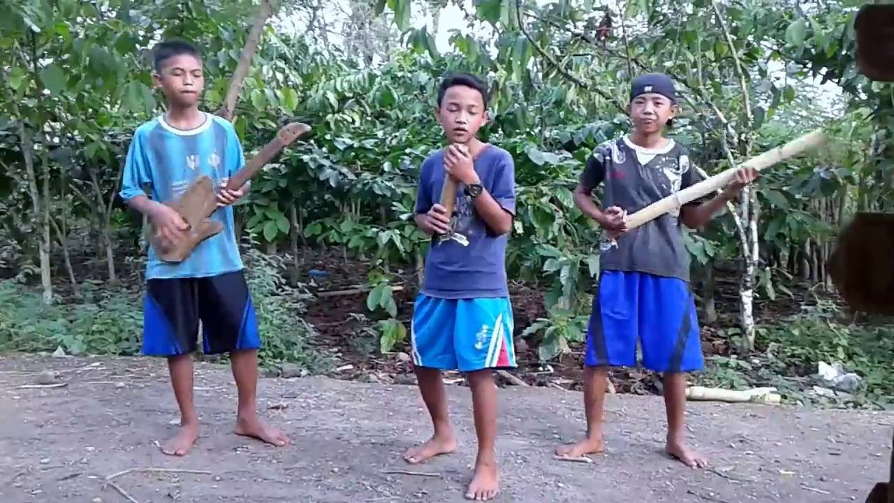 Lirik Lagu Rembulan Malam Bolehkah Ku Bertanya Lirik Lagu Rembulan Malam Bolehkah Ku Bertanya