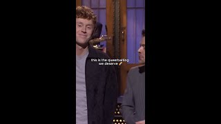 Harry Styles queerbating us 👀🌈