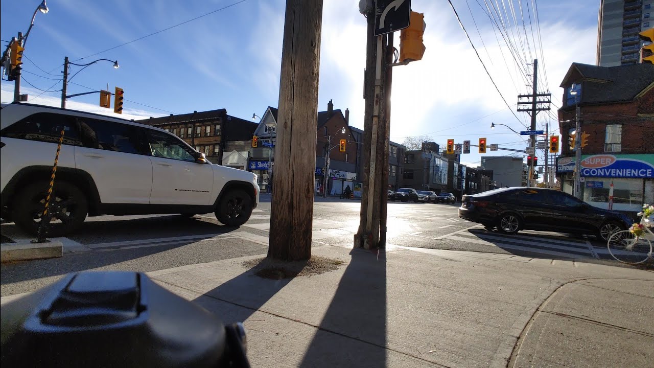 Afternoon Rush Hour Timelapse of Road User Volume/Behavior & Motor Vehicle LOS at Davenport & Avenue