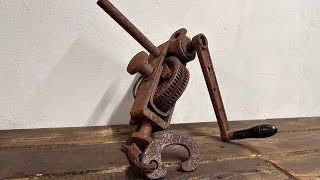 Restoration of a Soviet Winch from the 1960s.