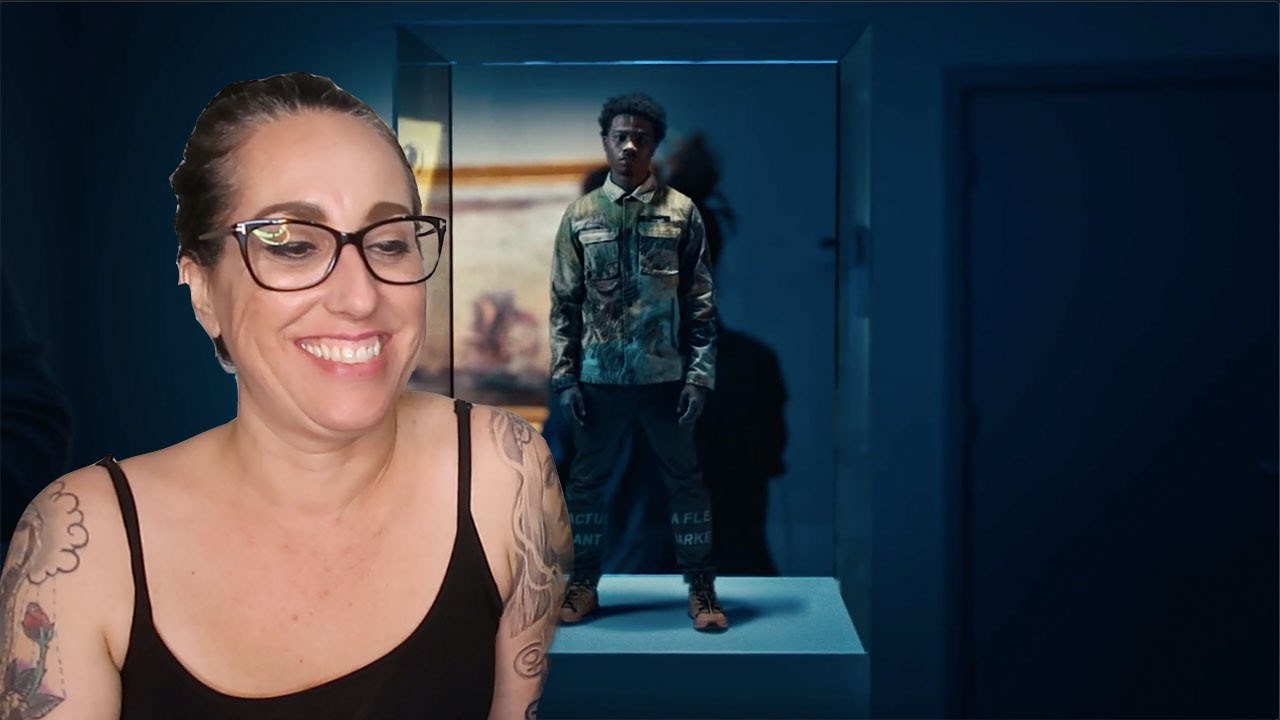 Mom REACTS to Roddy Ricch - The Box [Official Music Video] - YouTube