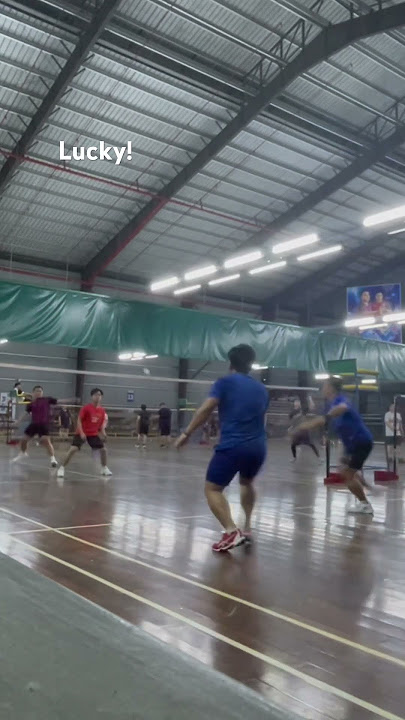 Ada yang panas tapi bukan api #badminton #fyp