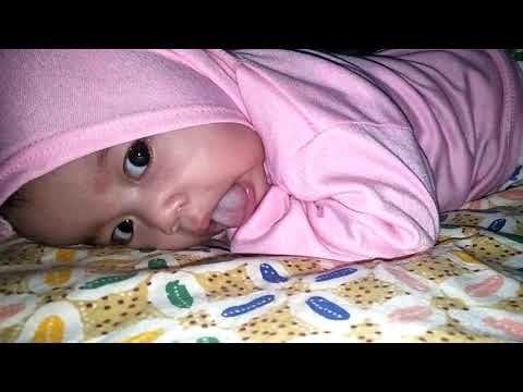 Baby auliya belajar tengkurap