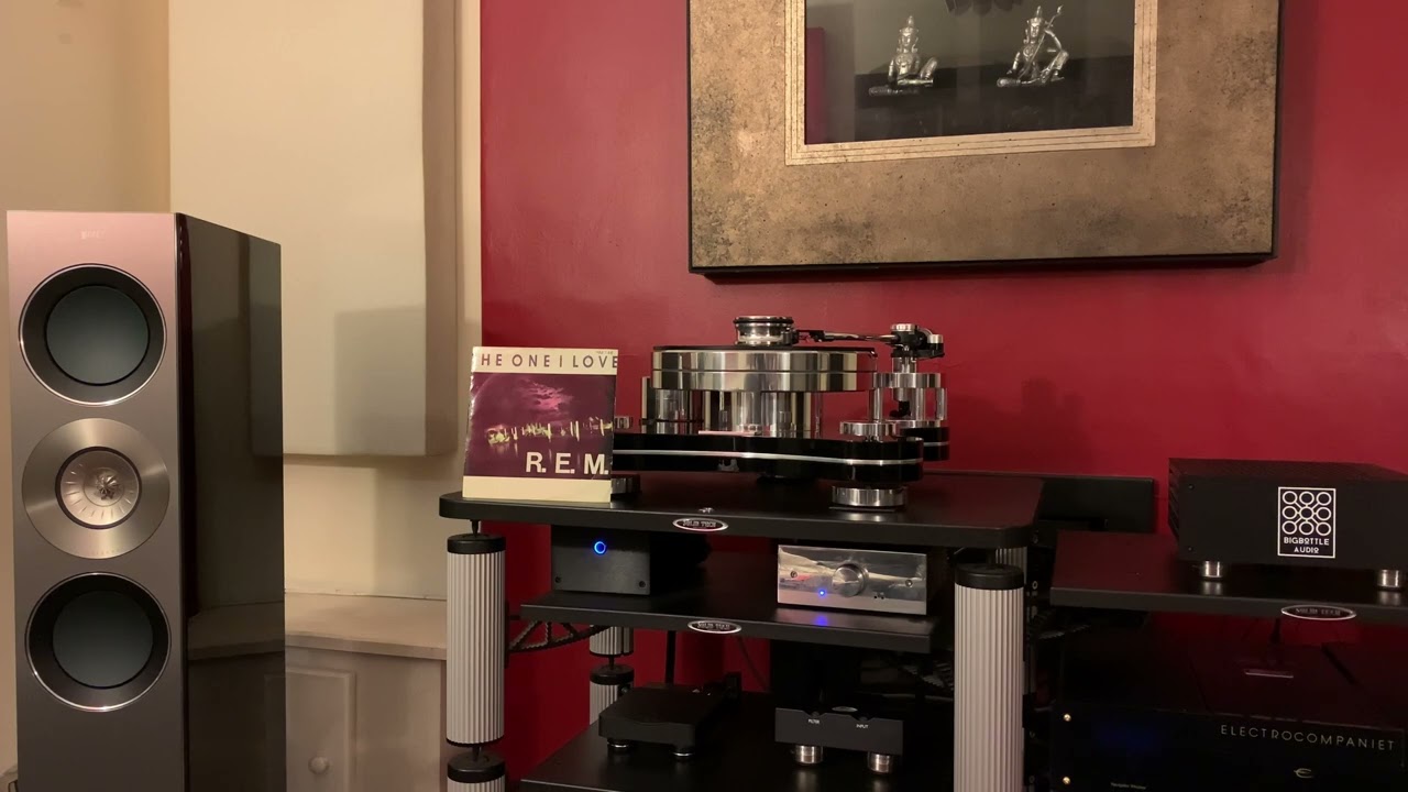 Παρακολούθηση R.E.M. - The One I Love (7” Single) + Transrotor Zet 3 + Musical Fidelity AMS 35i + KEF Reference 3 στο YouTube Παρακολούθηση R.E.M. - The One I Love (7” Single) + Transrotor Zet 3 + Musical Fidelity AMS 35i + KEF Reference 3 στο YouTube