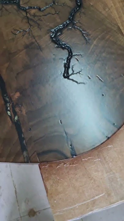 Столешница из дуба с эпоксидной смолой и подсветкой, покрытая матовым ...