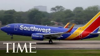 Video Footage Of Fight Breaking Out Aboard Southwest Airlines Flight | TIME