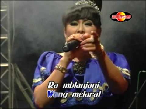 Wiwik Sagita - Wedhus | Dangdut (Official Music Video)