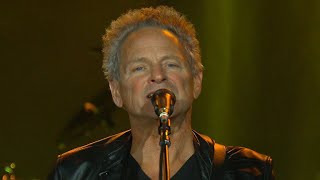 Lindsey Buckingham says he and Fleetwood Mac have settled lawsuit
