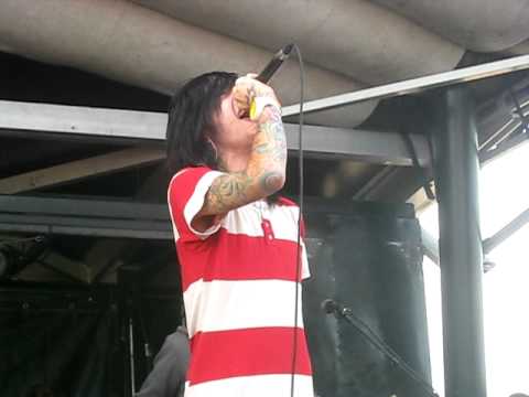 Breathe Carolina - Hello Fascination - LIVE