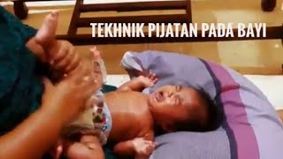 Cara memijat bayi 3-8 Bulan (Rahasia Leluhur) Cara memijat bayi 3-8 Bulan (Rahasia Leluhur)