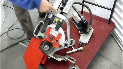 Victaulic roll groover model VE272FS.MOV