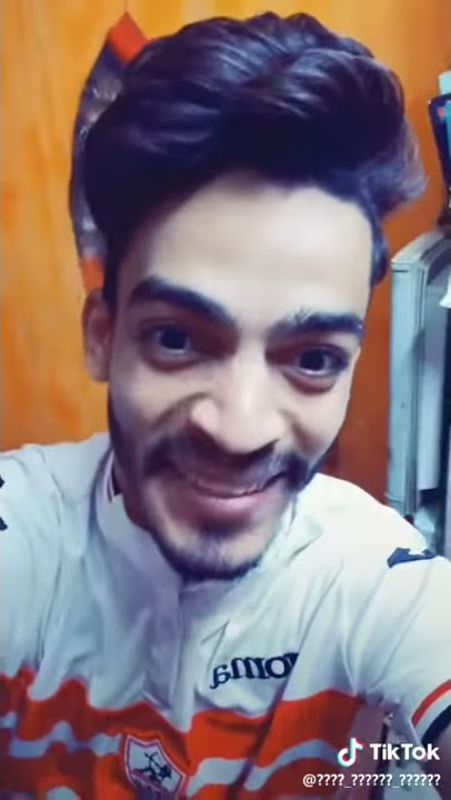 نكتة بس قليلة الادب اشتركو فى قناتى لو سمحتو.    بليز ..بليز. ....بليز   .....