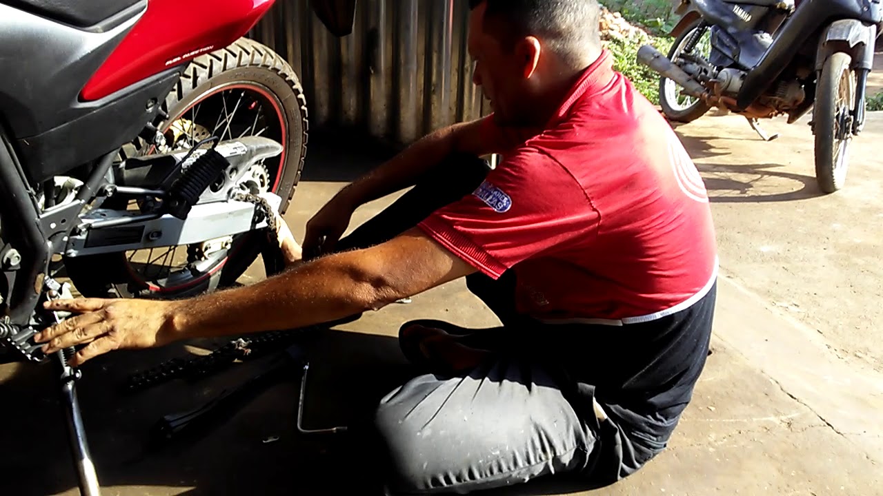 Trocando guia de corrente da xre300