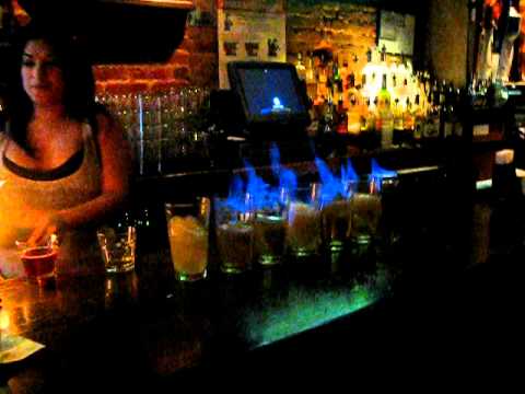Video: Pozdravte Nový Pop-up Koktejlový Klub NYC, Víno A Whisky - Příručku