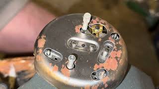 Unsuccessful knob removal experiment for 1960's Westclox Alarm clocks