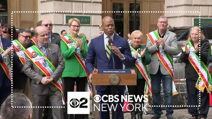 Nyc Raises Irish Flag Before Annual St Patrick S Day Parade