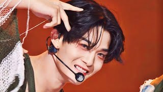Download lagu CIX (씨아이엑스) - Save me, Kill me 교차편집 (Stage mix)